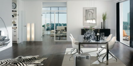 0473_L_Tuerelemente_designorientierte_Wohnform_ROYAL_(Glas_Alessio),_geschosshoch_Drehtueren_1-flg.+Windfang