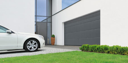 Garagentore und Antriebe