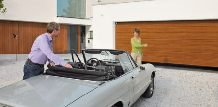 Garagentore und Antriebe