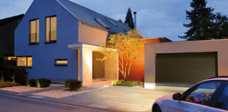 Garagentore und Antriebe