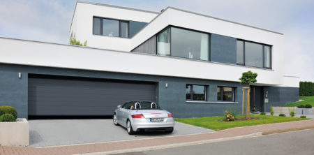 Garagentore und Antriebe