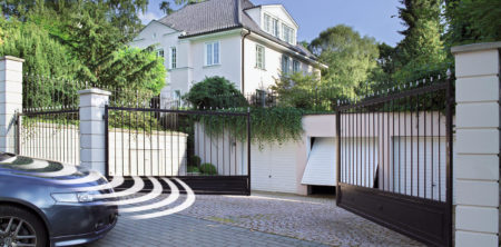 Garagentore und Antriebe